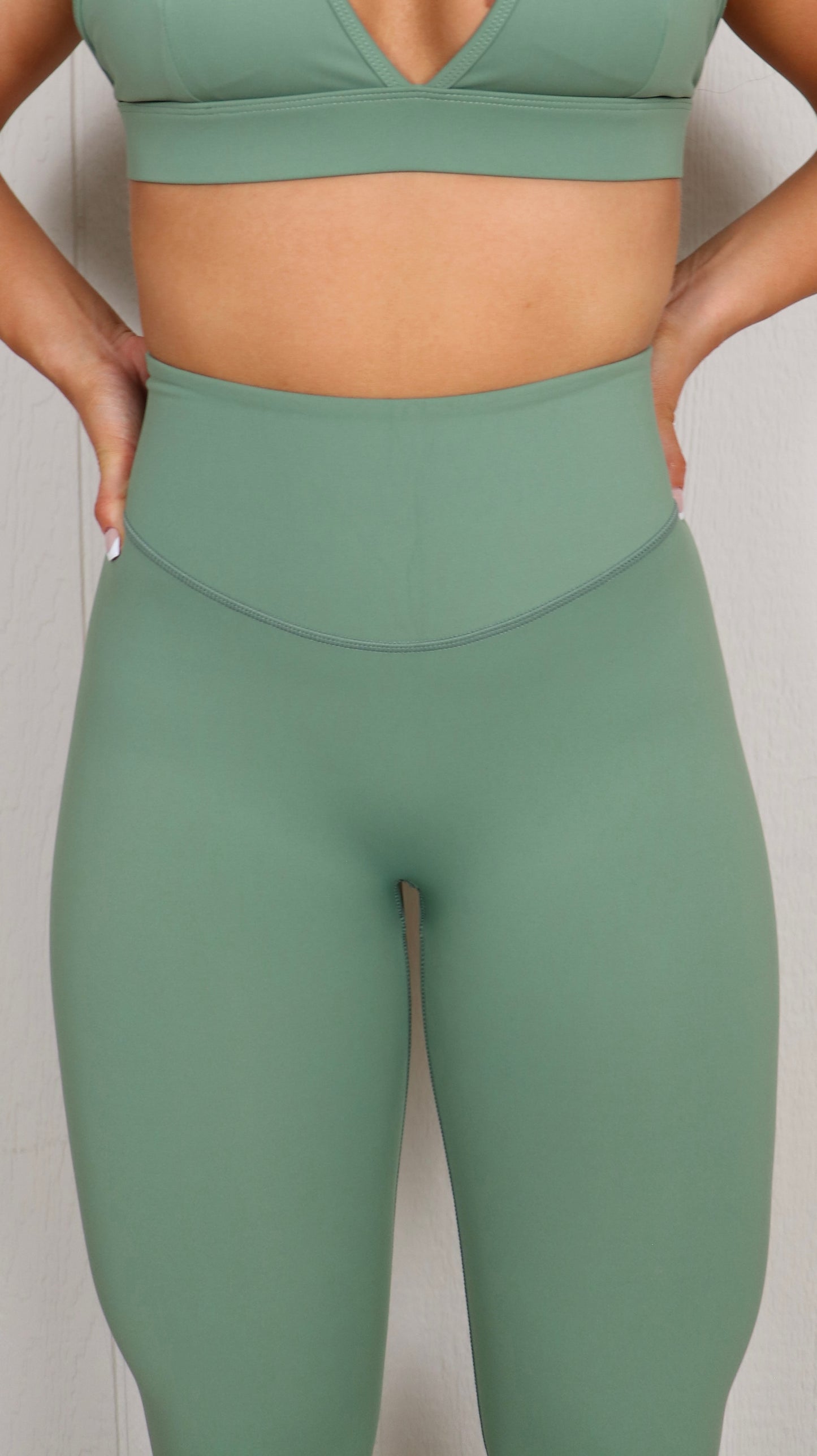 Velocity High Waisted Legging - Forest